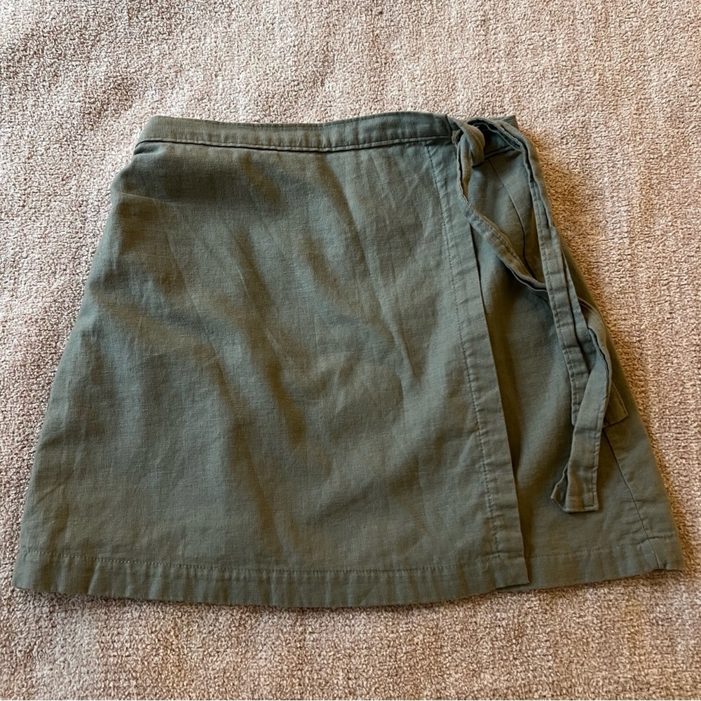 A&F wrap skirt